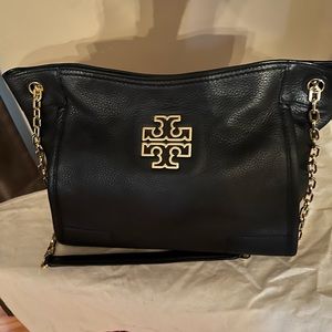 Tory Burch Handbag! Gently used has been stored in duster bag.